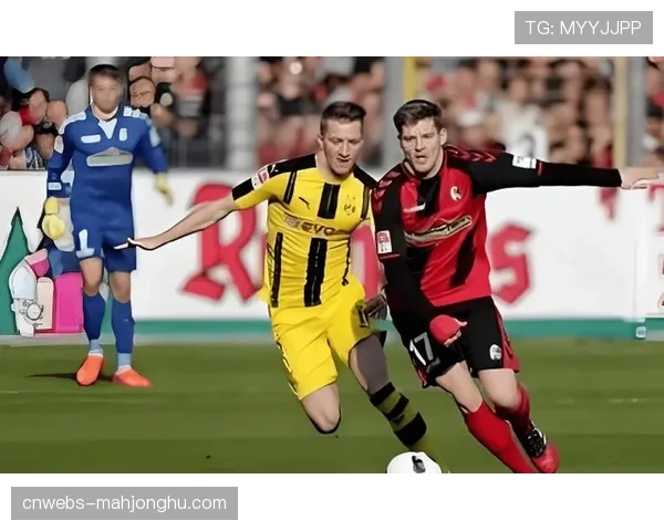 战术复盘：弗赖堡的“多语言”更衣室如何助其制定克制门兴的针对性战术